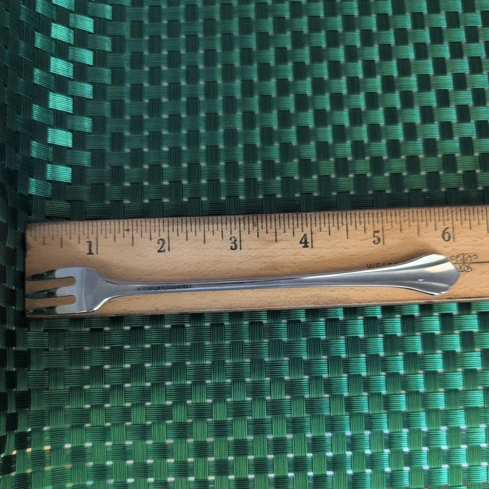 Oneida CLARETTE Seafood Cocktail Oyster Fork Community Stainless Vtg Single USA